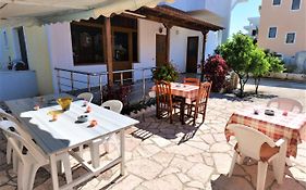Vila NelaMari